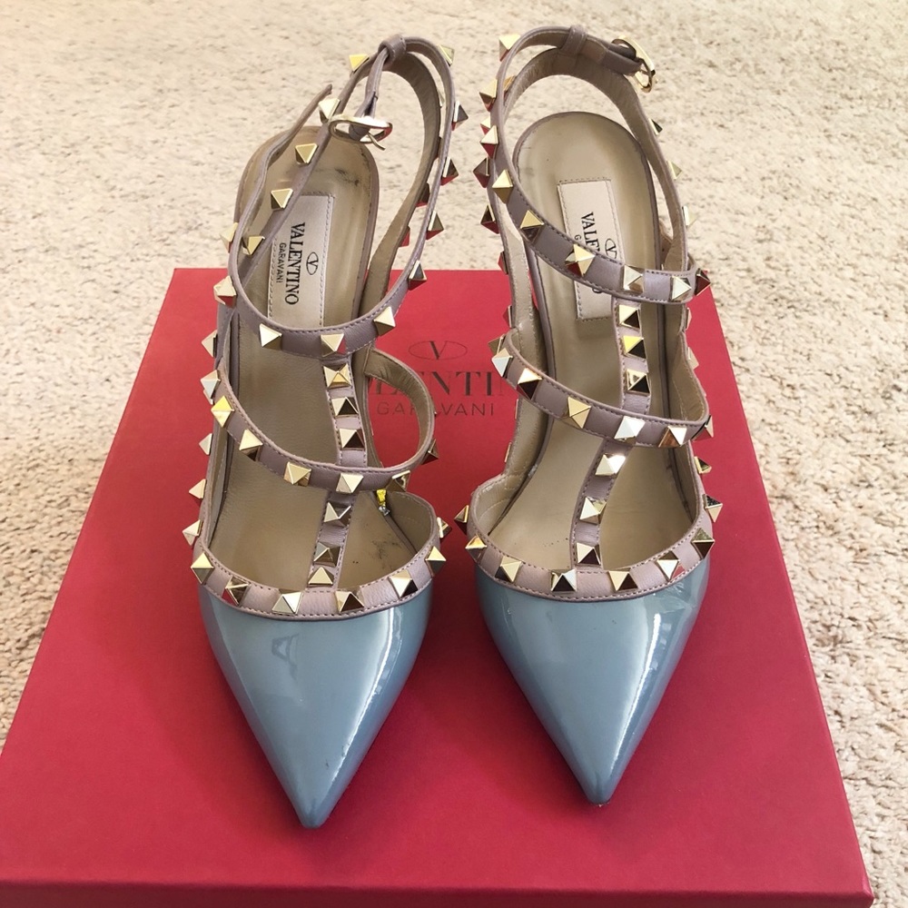 Valentino Garavani Rockstud T-Strap Baby Blue